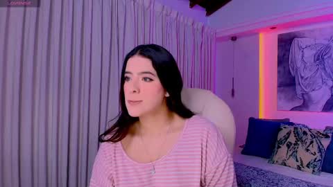 Snapshot of nathalie_rivers chatting on 10.01.25 NATHALIE online show from 10.01.25