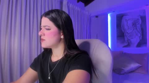 Snapshot of nathalie_rivers chatting on 10.22.25 NATHALIE online show from 10.22.25