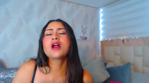 Snapshot of nathalierose_1 chatting on 03.01.26 Nathalie Rose online show from 03.01.26