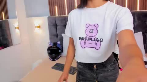 Snapshot of nathaly__rosse chatting on 11.01.25 ... Nathaly ... online show from 11.01.25