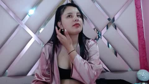 nathaly low online show from 09.09.25
