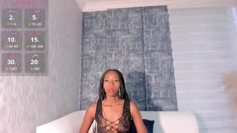 Snapshot of nathalyleen chatting on 07.19.26 online show from 07.19.26