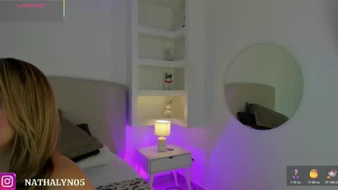 Snapshot of nathalyn05 chatting on 10.24.25 NATHALY online show from 10.24.25