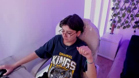 Snapshot of nathalyy_ds chatting on 10.25.25 nathalyy_ds online show from 10.25.25