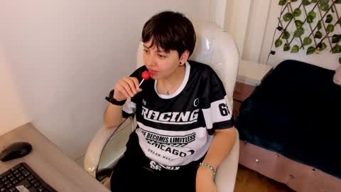 Snapshot of nathalyy_ds chatting on 11.18.25 nathalyy_ds online show from 11.18.25