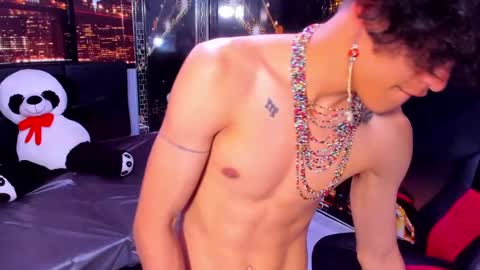 nathan_carson1 online show from 12.10.24