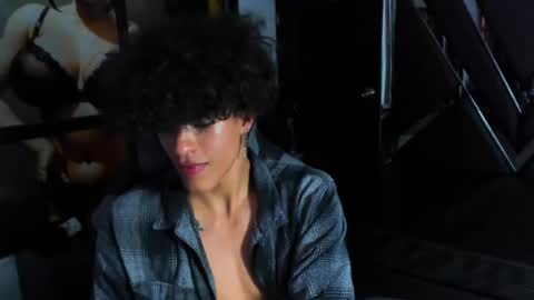 nathan_carson1 online show from 01.05.25