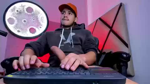   online show from 09.11.25