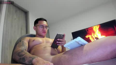 Snapshot of nathan_gross chatting on 04.21.26 nathan_gross online show from 04.21.26