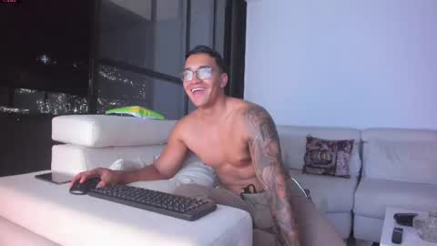 Snapshot of nathan_gross chatting on 07.15.26 nathan_gross online show from 07.15.26