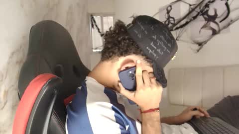 Snapshot of nathan_shimmer chatting on 11.02.25 nathan_shimmer online show from 11.02.25