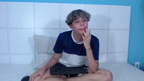 nathanbell1 online show from 09.11.25