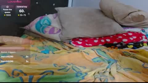 Snapshot of nathasha_miller2 chatting on 10.18.25 nathasha online show from 10.18.25