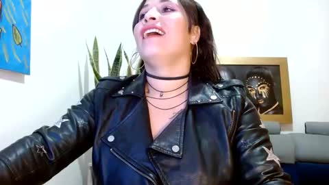 Nathalia online show from 01.30.25