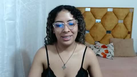 Snapshot of nathy_voyeur chatting on 03.22.26 nathy_voyeur online show from 03.22.26