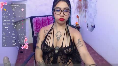 Snapshot of nati_bianchi chatting on 02.11.25 Nati online show from 02.11.25