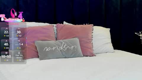 Snapshot of nattashaa7 chatting on 10.13.25 nattashaa online show from 10.13.25