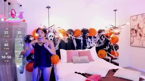 Snapshot of nattashaa7 chatting on 10.31.25 nattashaa online show from 10.31.25