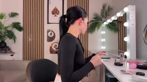 NATTY FIERROS online show from 10.13.25