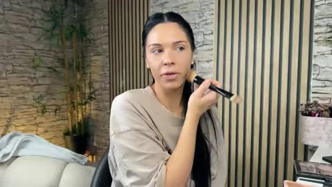 Snapshot of nattywithoutdaddy chatting on 12.19.25 NATTY FIERROS online show from 12.19.25