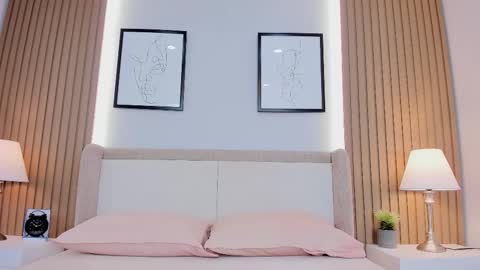 Snapshot of natural_bigboobs chatting on 02.21.26 Jazmin Bigboobs online show from 02.21.26