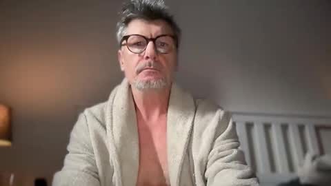 naturalcouple281074 online show from 01.11.26