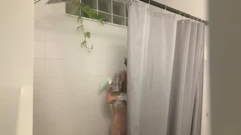 Snapshot of nature_boiii chatting on 11.04.25 nature_boiii online show from 11.04.25