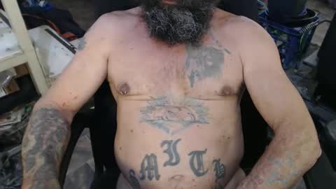 Snapshot of naturenaked chatting on 10.06.25 NatureNaked online show from 10.06.25