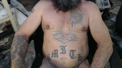 Snapshot of naturenaked chatting on 10.17.25 NatureNaked online show from 10.17.25