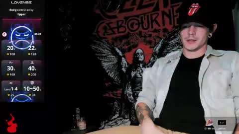 Snapshot of naturesbest951 chatting on 11.08.25 NATURESBEST online show from 11.08.25