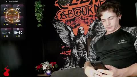 Snapshot of naturesbest951 chatting on 11.11.25 NATURESBEST online show from 11.11.25