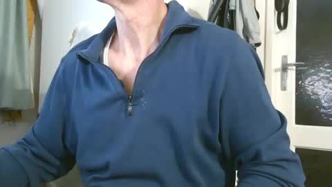 naturista25 online show from 12.20.25