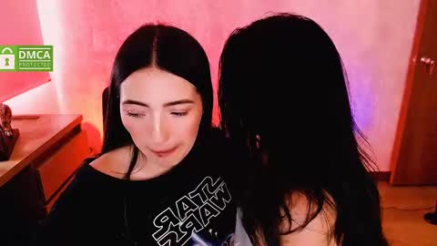 Snapshot of natval_ chatting on 12.16.24 Natalia Valeria online show from 12.16.24
