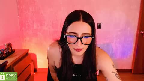 Snapshot of natval_ chatting on 12.19.24 Natalia Valeria online show from 12.19.24