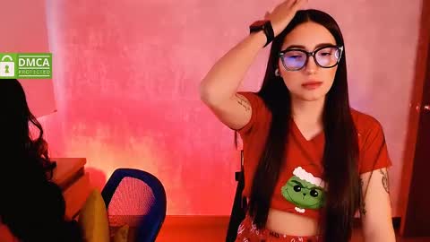 Snapshot of natval_ chatting on 12.22.24 Natalia Valeria online show from 12.22.24