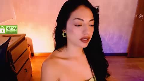 Snapshot of natval_ chatting on 02.18.25 Natalia Valeria online show from 02.18.25