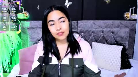 Natalia online show from 10.23.25