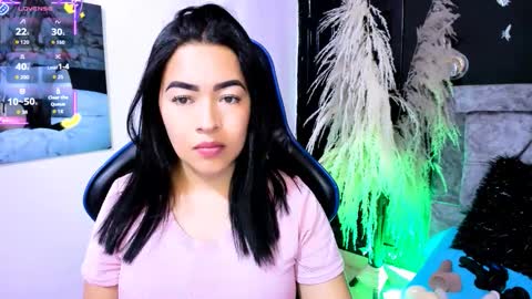 Natalia online show from 11.28.25