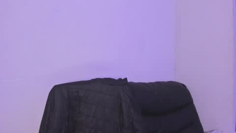 Snapshot of naty__mature_ chatting on 10.17.25 Nataly online show from 10.17.25