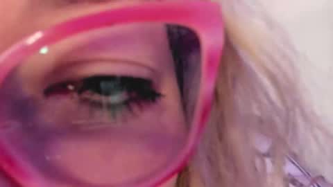 Snapshot of naty__mature_ chatting on 11.06.25 Nataly online show from 11.06.25