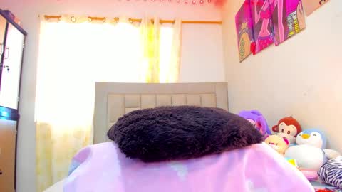 Snapshot of naty_coxx chatting on 12.13.24 NATY COXX online show from 12.13.24
