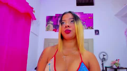 Snapshot of naty_coxx chatting on 02.02.25 NATY COXX online show from 02.02.25