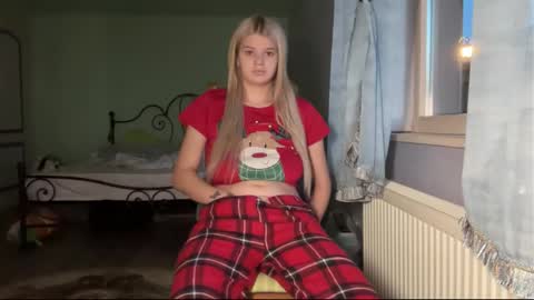 Andreea online show from 11.26.25