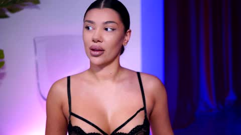 Naty online show from 01.02.25