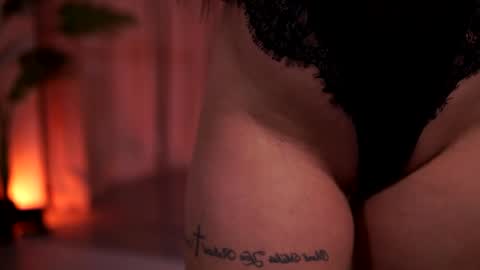 Naty online show from 04.21.26