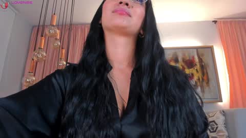 Snapshot of natyferrer chatting on 12.17.24 Naty Ferrer online show from 12.17.24