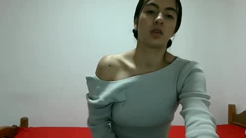 Snapshot of natysensuaal chatting on 10.28.25 NatySensuaal online show from 10.28.25