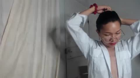 Snapshot of natzumi_mcqueen chatting on 12.13.24 Stella Mcqueen online show from 12.13.24