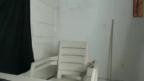 Snapshot of natzumi_mcqueen chatting on 01.31.25 Stella Mcqueen online show from 01.31.25