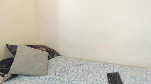 Snapshot of naudiz chatting on 11.09.25 Eimy online show from 11.09.25